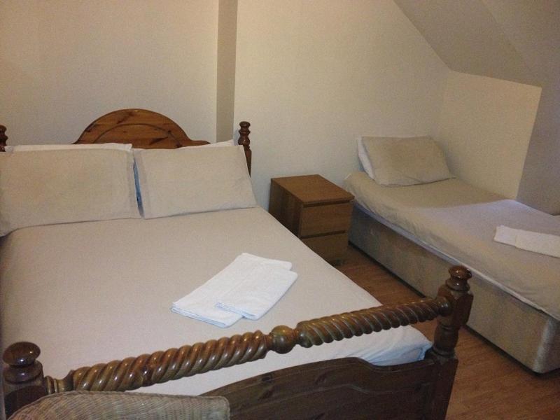 Flexistay Norbury Aparthotel London Room photo